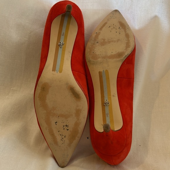 SAM EDELMAN size 8 Red Suede Low Heel. Used - Picture 4 of 6